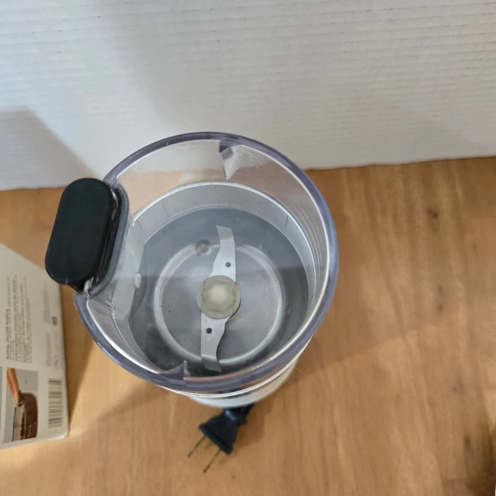 Braun Aromatic Coffee Grinder Unisex OS White Excellent KSM 2 150W Blade Grinder
